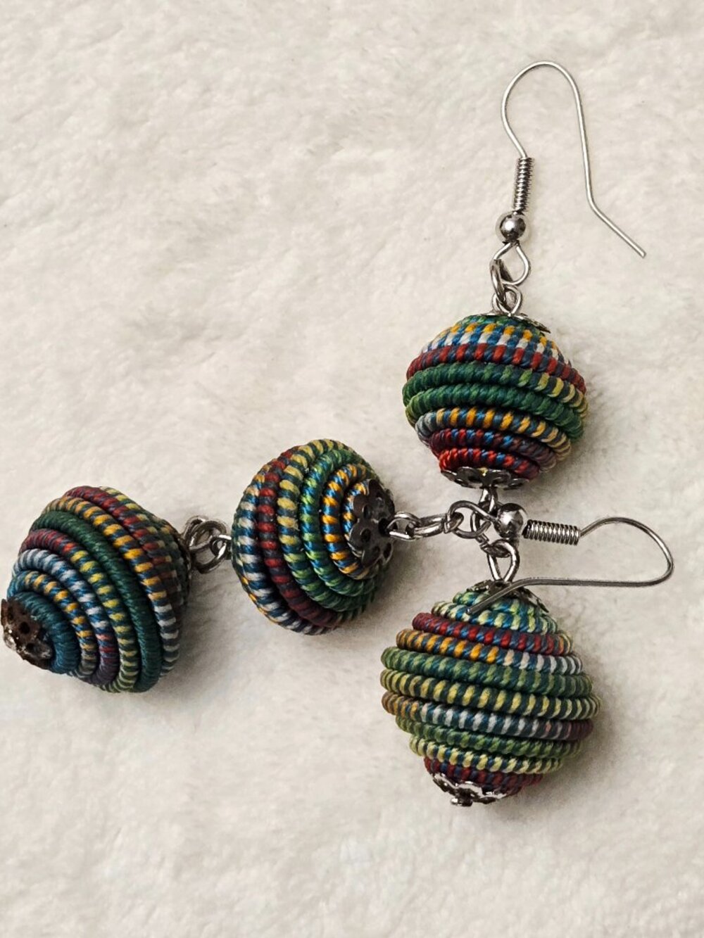 SOURCE UNKNOWN Women's Multicolors Ethnic Dangle Drop Earrings - SML NWOT